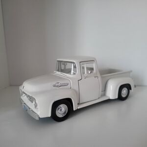 Motor Max UK - 1955/56 Ford F-100